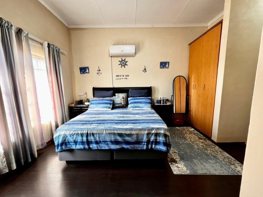 3 Bedroom Property for Sale in Waterval East North West